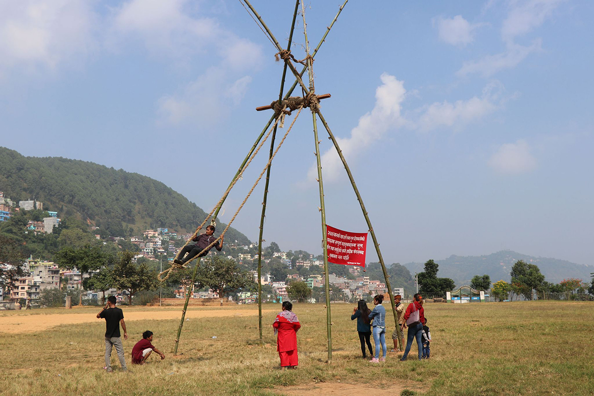 चाडपर्वको बेला गाउँमा नै रमाइलो